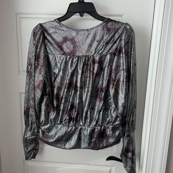 Maison d’ Amelie Shimmery Long Sleeve Blouse - Picture 3 of 4